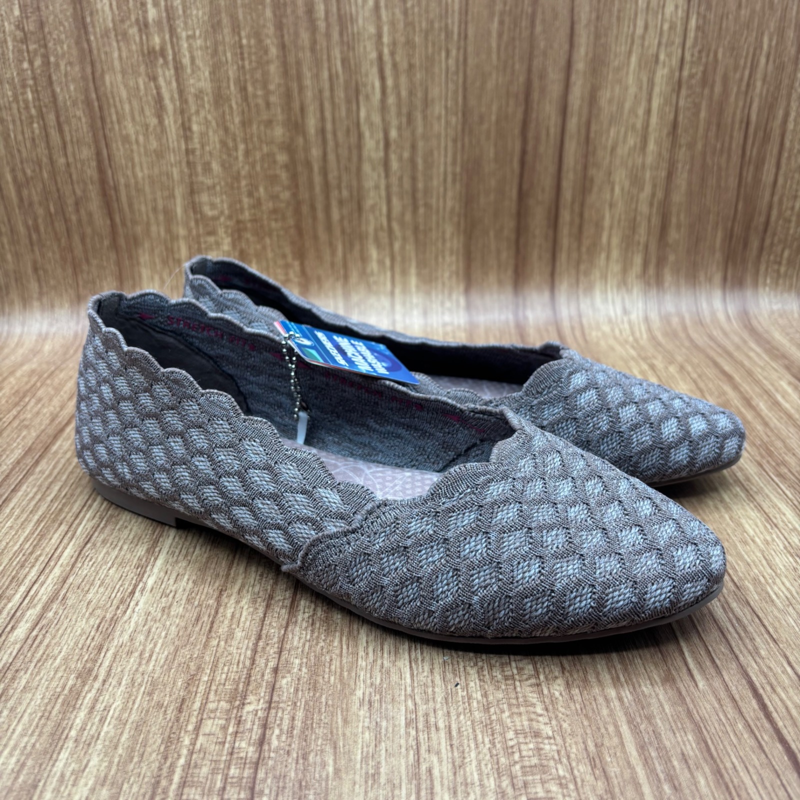Skechers Cleo Honeycomb Flats Women 8 Wide Dark Taupe Nwt 44882w Scalloped
